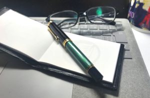 「半沢」にも出てきた万年筆。ビジネスで使用しても大丈夫?