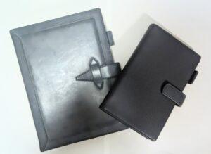 【システム手帳】どう使うのが正解？高級A5手帳を買った結果